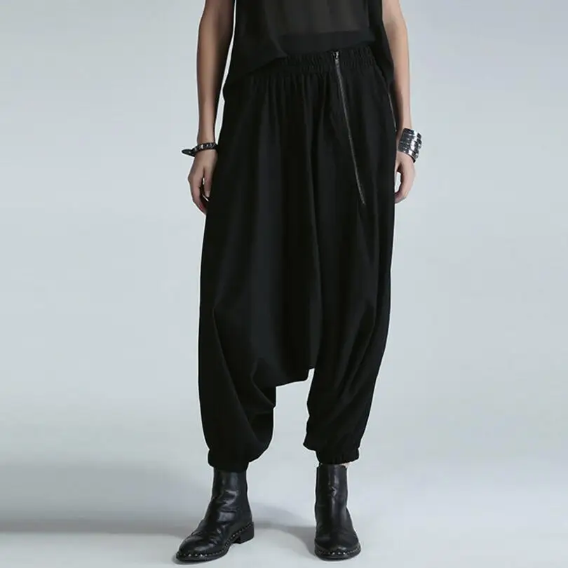 New Europe And The United States Large Size Personality Solid Color Large Size Wide Leg Harem Pants Women's Collapse Trousers
New Europe And The United States Large Size Personality Solid Color Large Size Wide Leg Harem Pants Women's Collapse Trousers