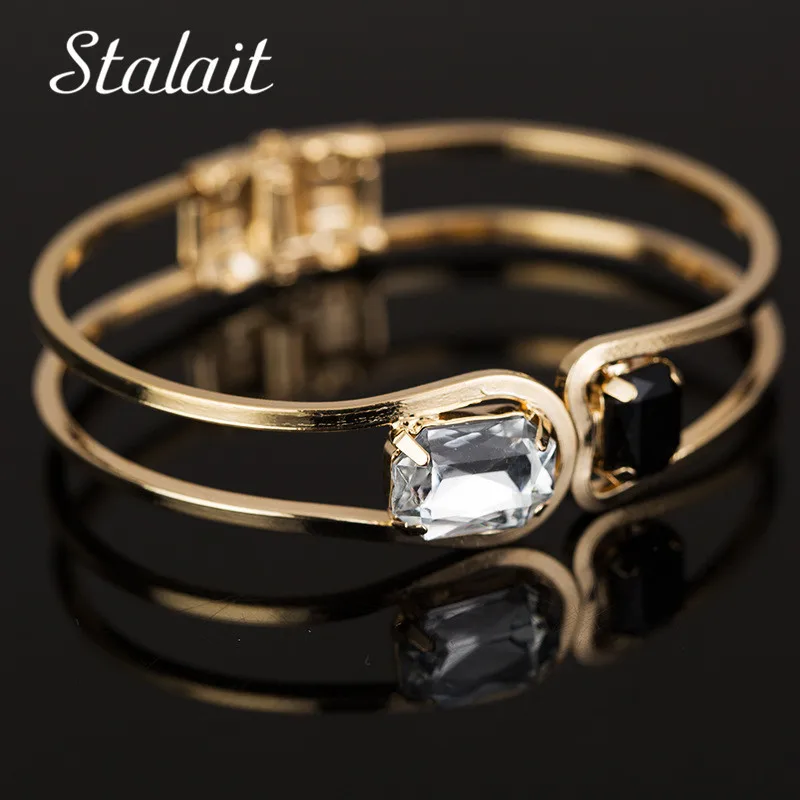 Fashion Double Large Zircon Bracelets For Female Chic Gold Color Hollow Bracelet&Bangle For Girl Party Gift Armbandjes Dames
Fashion Double Large Zircon Bracelets For Female Chic Gold Color Hollow Bracelet&Bangle For Girl Party Gift Armbandjes Dames