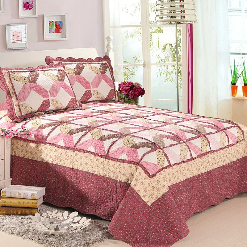 Floral Quilt Set 3PCS Bedspread on the Bed Pillowcase Cotton Quilted Bed Cover Queen Size Patchwork Coverlet Summer Blanket
Floral Quilt Set 3PCS Bedspread on the Bed Pillowcase Cotton Quilted Bed Cover Queen Size Patchwork Coverlet Summer Blanket