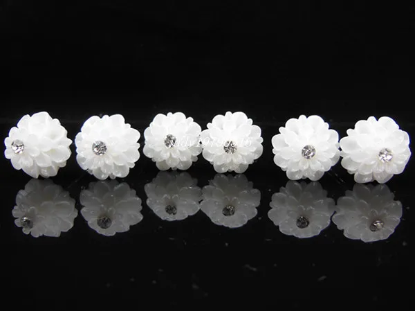 30 pcs/lot Free Shipping Hair Jewelry New White Flower Hair Pins. Wedding party woman hair grips
30 pcs/lot Free Shipping Hair Jewelry New White Flower Hair Pins. Wedding party woman hair grips