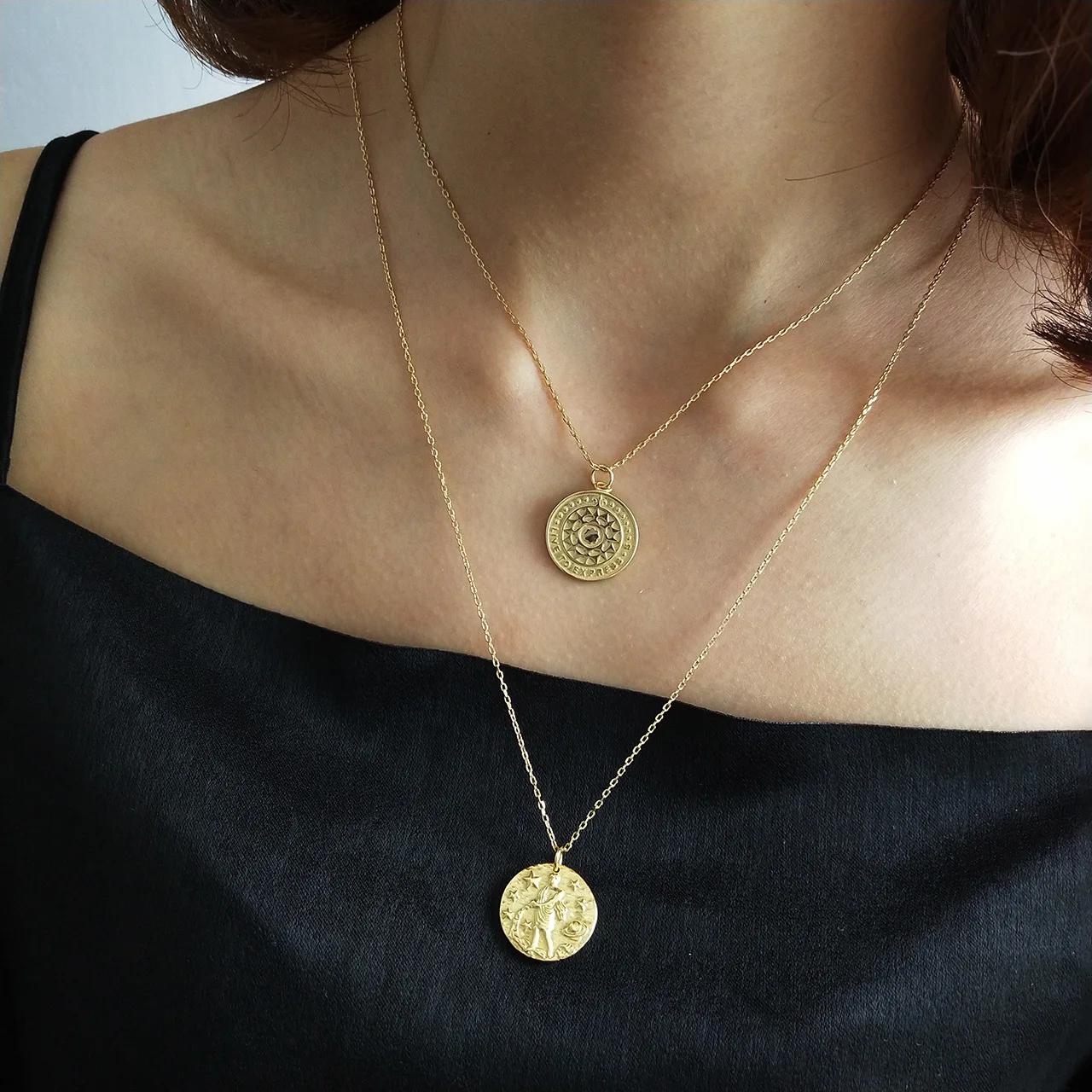 925 Sterling Silver Baroque Aquarius Pendant Necklace Gold Round Anaglyph Constellation for Women Anniversary Jewelry | Украшения и