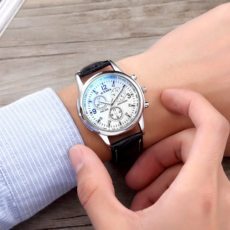 Hot Sales O.T.SEA Brand Faux Leather Blue Ray Glass Watches Men Military Sports Quartz Wrist Watch Relogio Masculino 1056
Hot Sales O.T.SEA Brand Faux Leather Blue Ray Glass Watches Men Military Sports Quartz Wrist Watch Relogio Masculino 1056