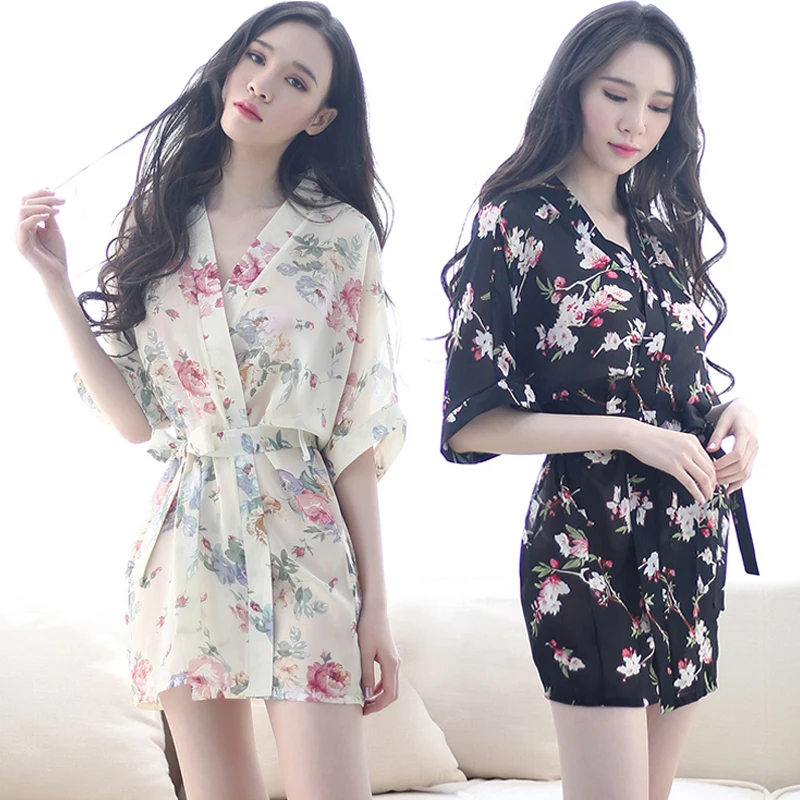 Sexy Sleepwear Women's Transparent Underwear Lady Hot Perspective Adult Sentiment Ice Silk Nightdress Thin Nightgown H5592
Sexy Sleepwear Women's Transparent Underwear Lady Hot Perspective Adult Sentiment Ice Silk Nightdress Thin Nightgown H5592