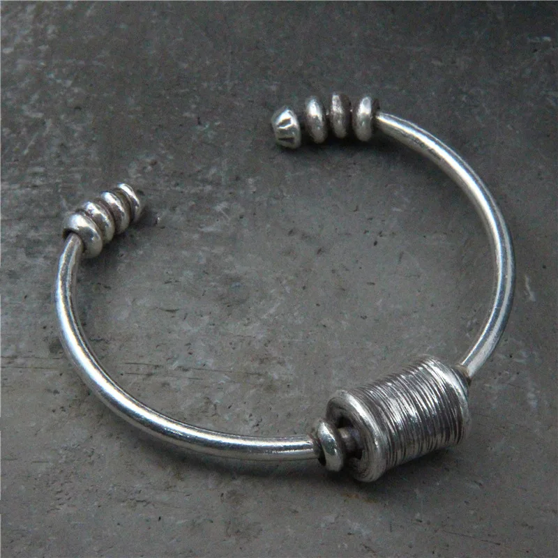 Chiang Mai Handmade Silver Wire Bracelet, male Thai silver retro transfer Bead Bracelet Sterling Silver S925 female
Chiang Mai Handmade Silver Wire Bracelet, male Thai silver retro transfer Bead Bracelet Sterling Silver S925 female