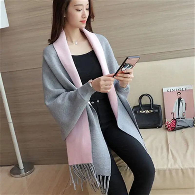 Fashion women's sweater cardigan new women's Korean version of the tassel knit jacket women's long paragraph wild sweater coat
Fashion women's sweater cardigan new women's Korean version of the tassel knit jacket women's long paragraph wild sweater coat