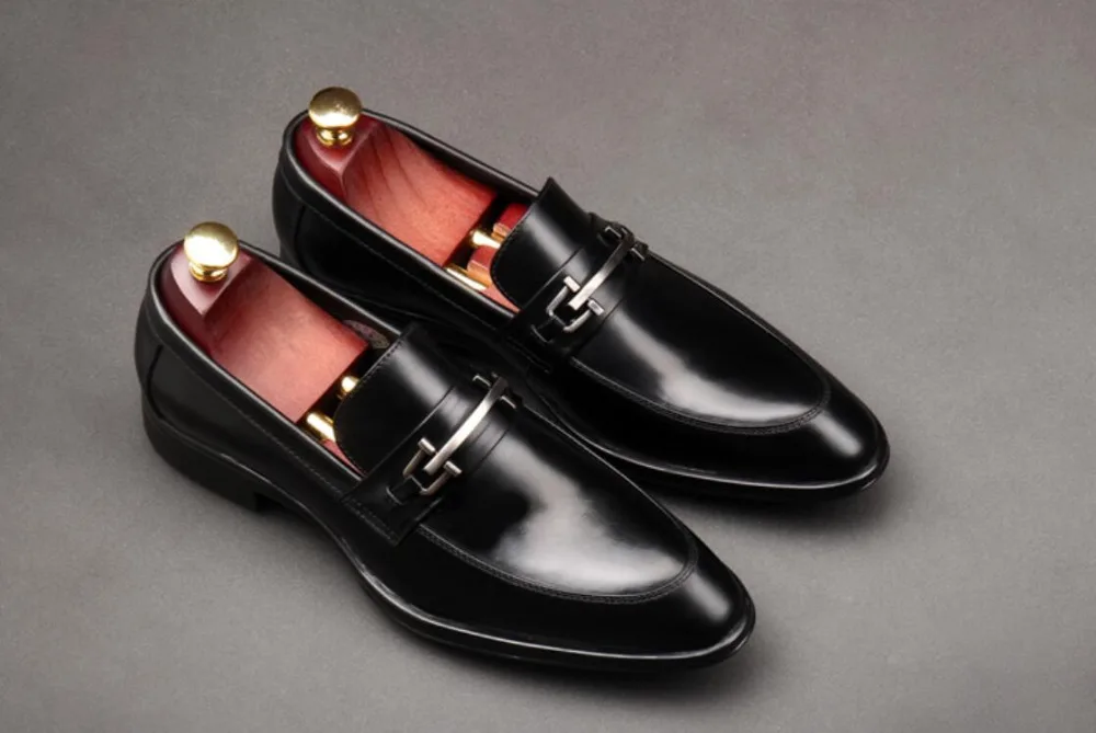 2018 Male Fashion High Quality Leather Wedding Dress Shoes Classic Buckles Male Spring Autumn Party Prom Oxfords Shoes
2018 Male Fashion High Quality Leather Wedding Dress Shoes Classic Buckles Male Spring Autumn Party Prom Oxfords Shoes