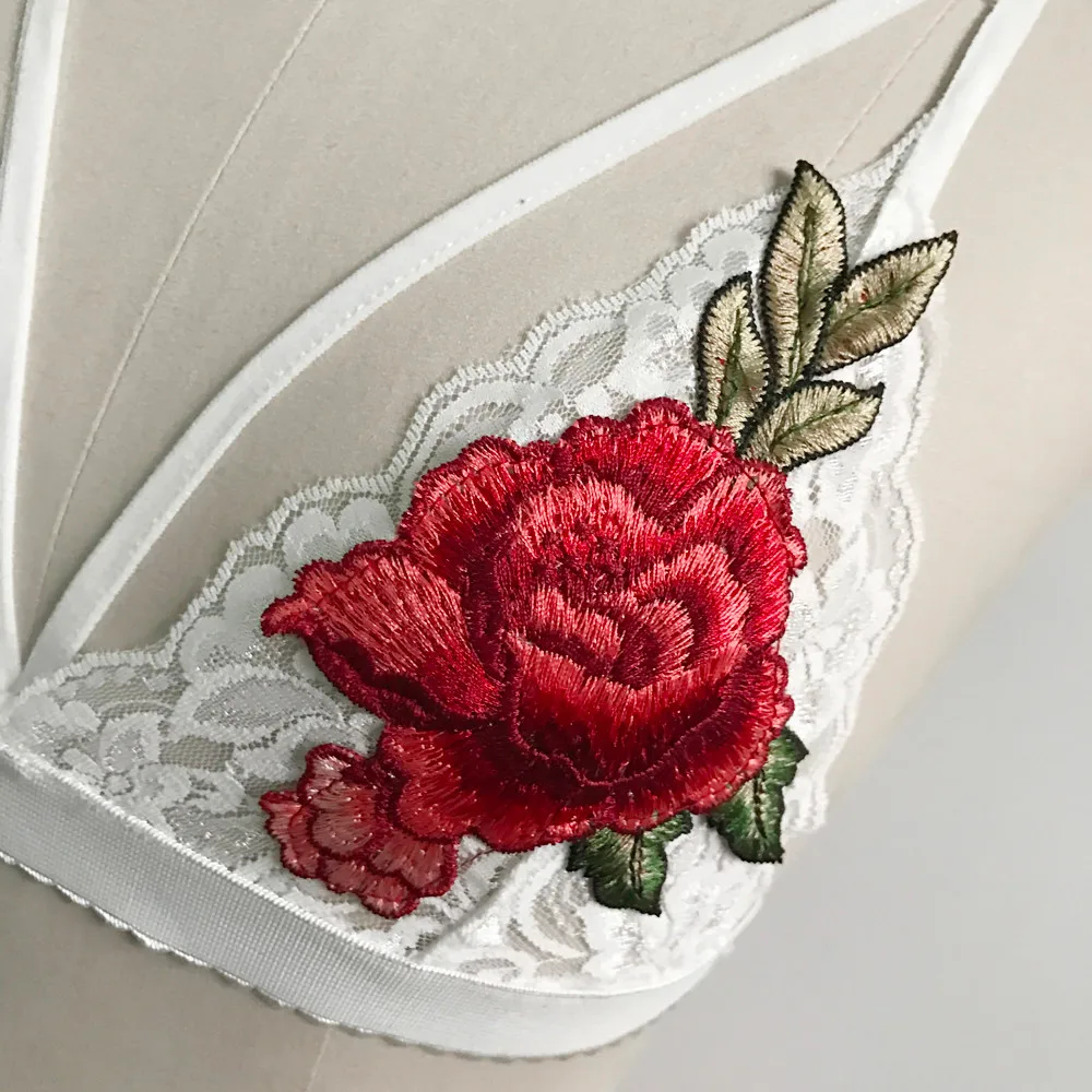 2019 Baoaili New Womens Lady Sexy Lace Embroidered Floral Bralette Temptation Unpadded Bra Summer party crop top lingerie LCP
2019 Baoaili New Womens Lady Sexy Lace Embroidered Floral Bralette Temptation Unpadded Bra Summer party crop top lingerie LCP