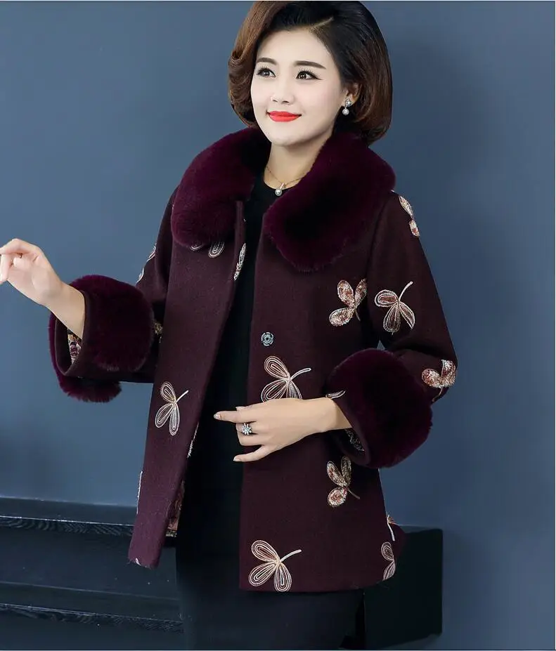 Winter woolen jacket for middle-aged women in 2020 40-year-old 50-year-old mother winter embroidered woolen collar coat thick
Winter woolen jacket for middle-aged women in 2020 40-year-old 50-year-old mother winter embroidered woolen collar coat thick