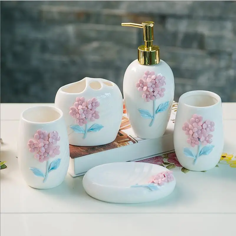 High quality Jingdezhen high quality ceramic bathroom accessories bathroom accessories set home decorations wedding gifts are go
High quality Jingdezhen high quality ceramic bathroom accessories bathroom accessories set home decorations wedding gifts are go