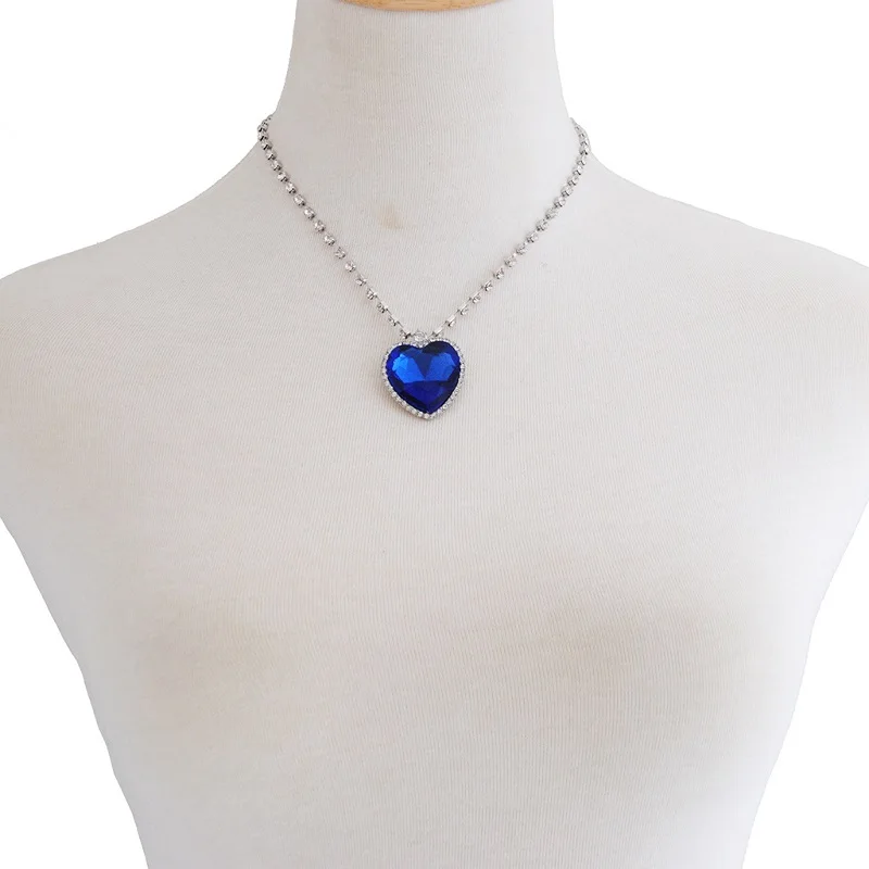 Crystal Pendant Heart Necklace Classic Titanic Ocean Crystal Heart Pendant Necklace Rhinestone Lover Gift
Crystal Pendant Heart Necklace Classic Titanic Ocean Crystal Heart Pendant Necklace Rhinestone Lover Gift