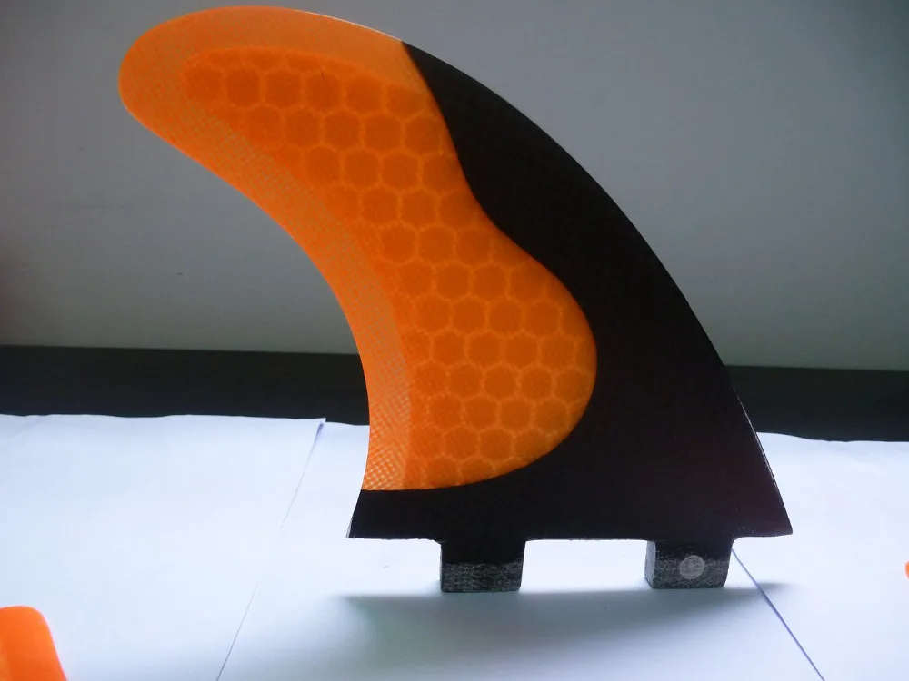 High quality double tabs carbon fiber honeycomb surfboard fins honeycomb core fins carbon fiber surf fins
High quality double tabs carbon fiber honeycomb surfboard fins honeycomb core fins carbon fiber surf fins