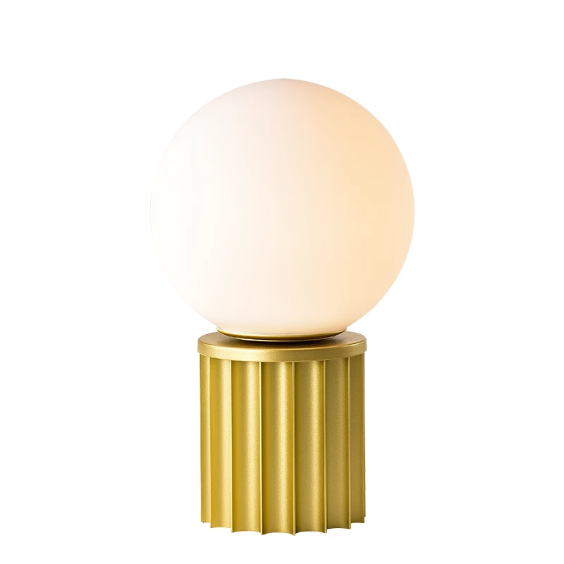 Simple bedside of bedroom, modern study, Nordic creative decoration, living room, ball grinding glass table lamp
Simple bedside of bedroom, modern study, Nordic creative decoration, living room, ball grinding glass table lamp