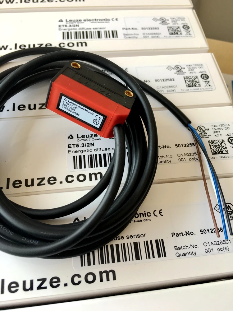 Free shipping brand new original authentic LEUZE photoelectric sensor FT5.3/2N ET5.3/2N photoelectric switch
Free shipping brand new original authentic LEUZE photoelectric sensor FT5.3/2N ET5.3/2N photoelectric switch