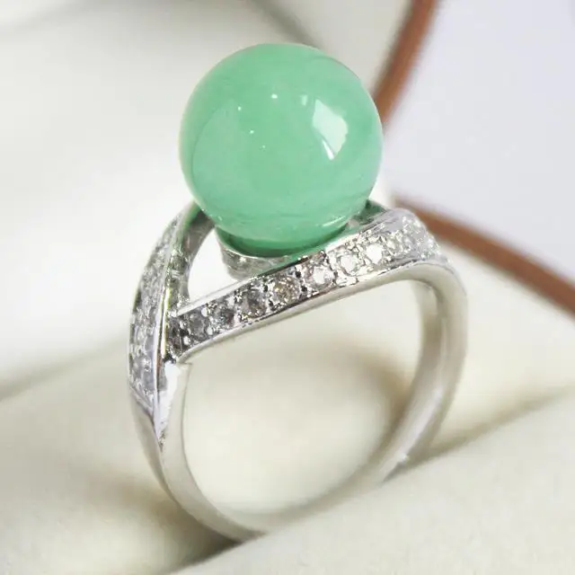 elegant lady's silver plated with crystal decorated &12mm light green jade ring(#7 8 9 10)
elegant lady's silver plated with crystal decorated &12mm light green jade ring(#7 8 9 10)