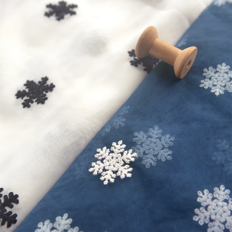 50x150cm Snowflake Embroidered Mesh Fabric Dress Christmas Doll Clothes Cos Original Decoration Shooting Background Cloth
50x150cm Snowflake Embroidered Mesh Fabric Dress Christmas Doll Clothes Cos Original Decoration Shooting Background Cloth