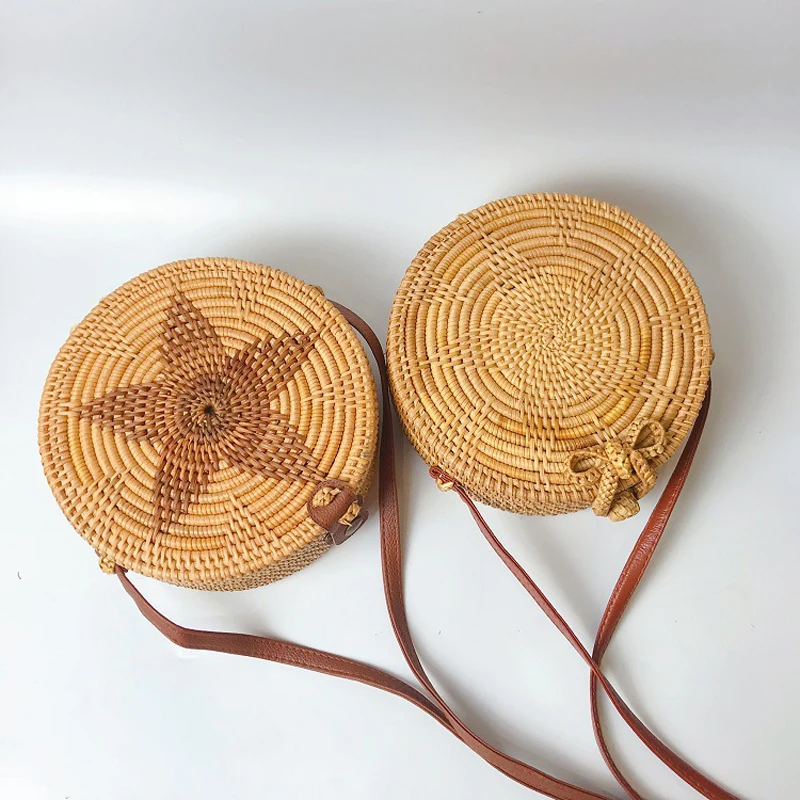 Vintage Round Crossbody Bag Fashion Pentagram Print Circular Straw Beach Shoulder Bags For Women Bali Handmade Woven Rattan Bag
Vintage Round Crossbody Bag Fashion Pentagram Print Circular Straw Beach Shoulder Bags For Women Bali Handmade Woven Rattan Bag