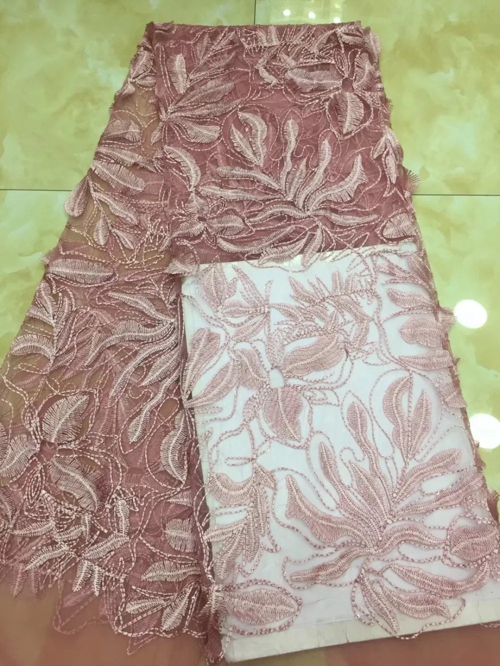 Embroidery Tulle Lace Fabric Fashion African Lace Fabric Tulle African French Lace Fabric for wedding dress ML6851
Embroidery Tulle Lace Fabric Fashion African Lace Fabric Tulle African French Lace Fabric for wedding dress ML6851