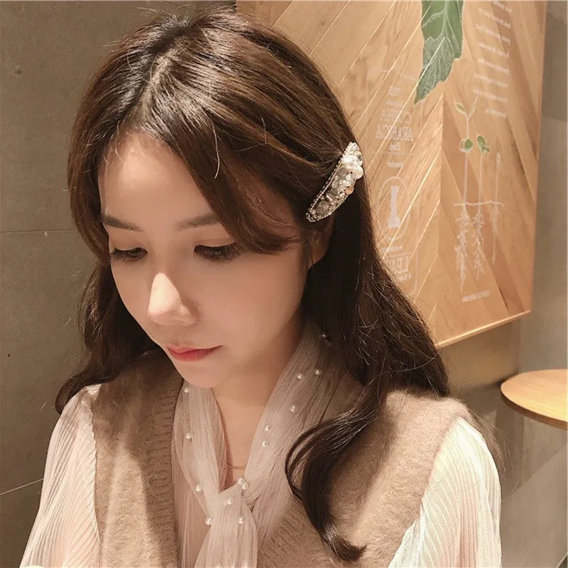 MIARA.L Korean east gate pearl spring clip female fashion hair clips hair accessories retro accessories with fairy clip
MIARA.L Korean east gate pearl spring clip female fashion hair clips hair accessories retro accessories with fairy clip