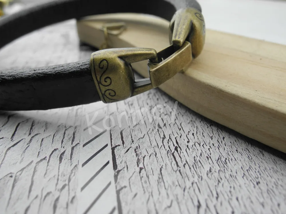 10pcs 10.5mmx6.5mm Antique Brass Carved Snap Clasp For Licorice Leather Cord--CLP1011AB
10pcs 10.5mmx6.5mm Antique Brass Carved Snap Clasp For Licorice Leather Cord--CLP1011AB
