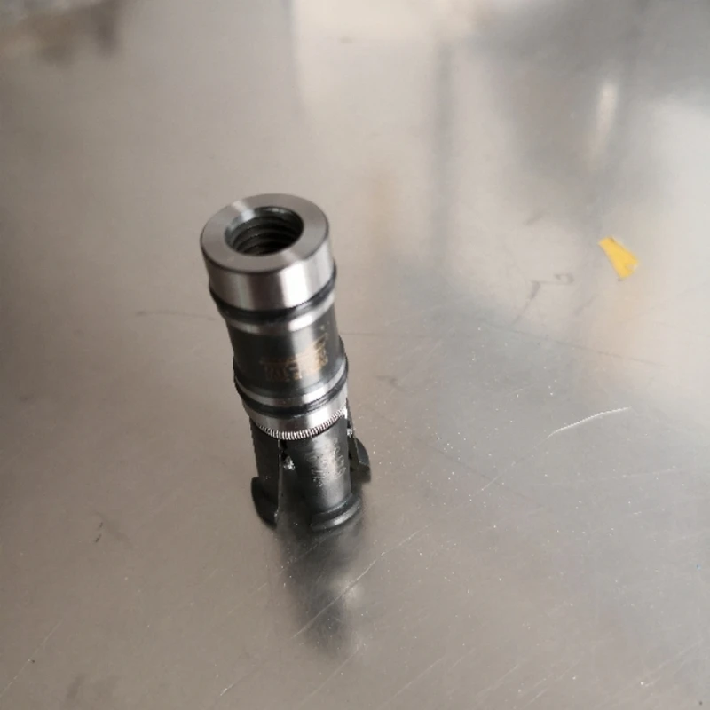 4 Petal Clamp OTT ISO20 cnc spindle milling machine with outer screw high quality accessories for machining center
4 Petal Clamp OTT ISO20 cnc spindle milling machine with outer screw high quality accessories for machining center