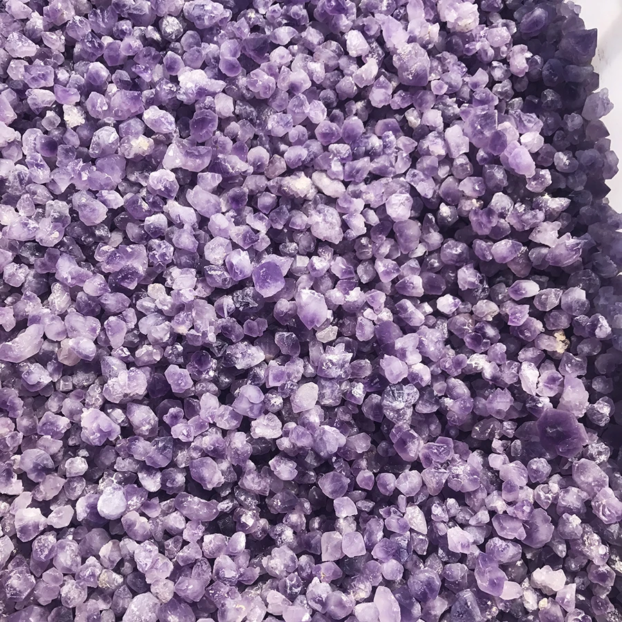 100g Natural Rough Specimen Amethyst Point Quartz Wolf Teeth Wand Crystal Natural stones and minerals Fish tank stone
100g Natural Rough Specimen Amethyst Point Quartz Wolf Teeth Wand Crystal Natural stones and minerals Fish tank stone