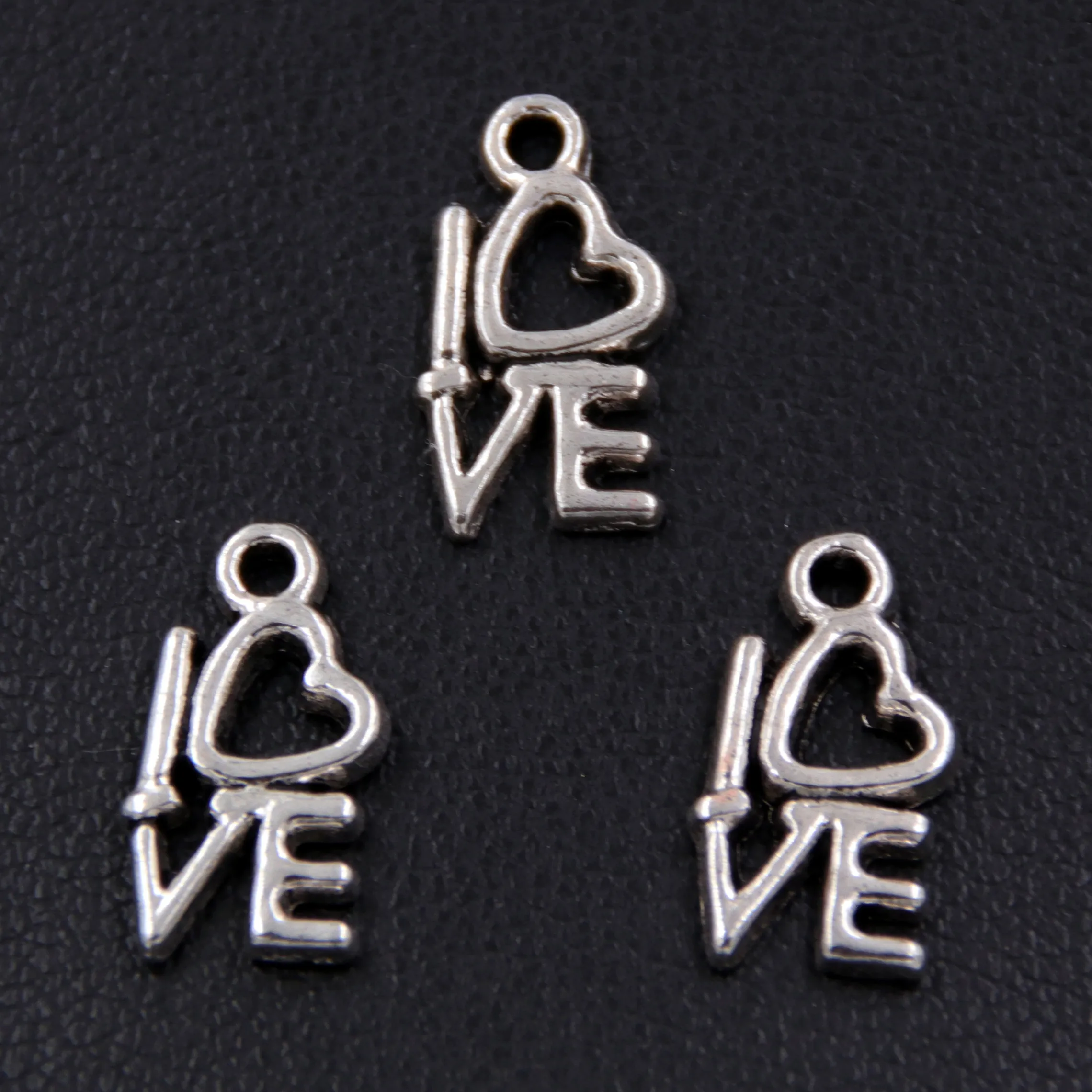 20pcs Silver Color Love Letter Charms Words Pendant For Jewelry Making Valentine's Day Gift A2399
20pcs Silver Color Love Letter Charms Words Pendant For Jewelry Making Valentine's Day Gift A2399
