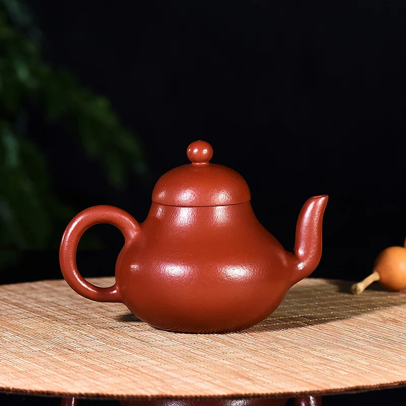 Teapot Raw Ore Bright Red Pao Si Ting Pot Gift Customized Lettering Famous National Engineering A Piece Of Generation Hair
Teapot Raw Ore Bright Red Pao Si Ting Pot Gift Customized Lettering Famous National Engineering A Piece Of Generation Hair
