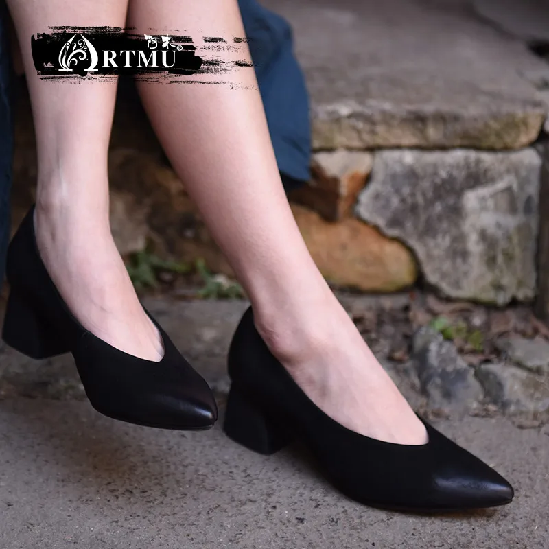 Artmu Original Shallow Mouth Thick Heels Women Shoes Pointed Toe OL Working Shoes Genuine Leather Handmade Shoes Black 1988-2
Artmu Original Shallow Mouth Thick Heels Women Shoes Pointed Toe OL Working Shoes Genuine Leather Handmade Shoes Black 1988-2