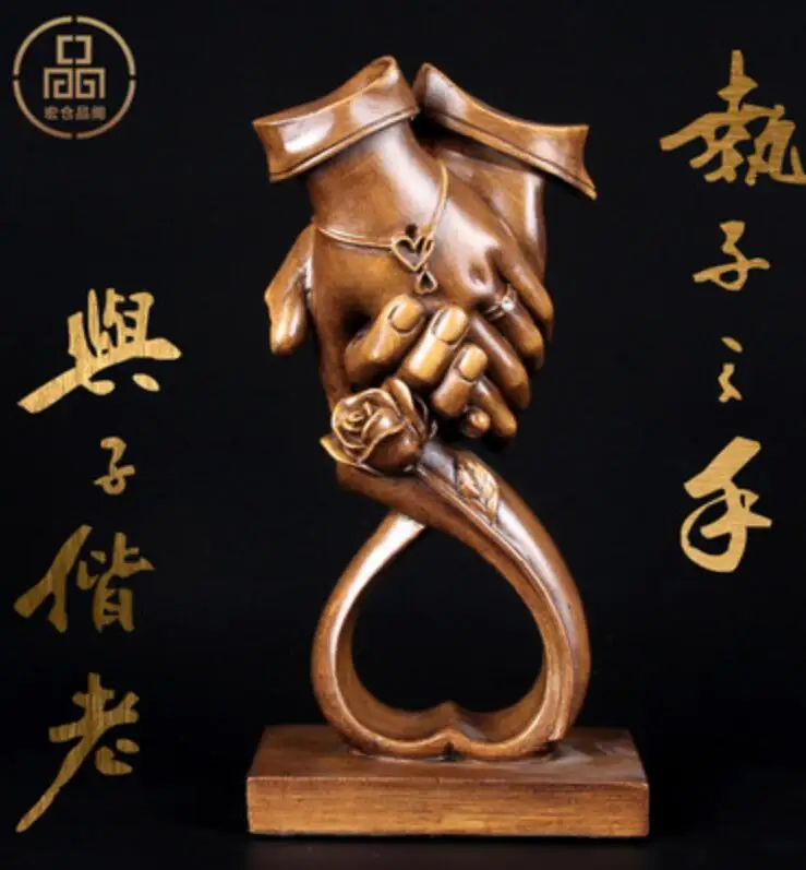 Holding your hand to put a bestie wedding gift anniversary gift Send your wife on your romantic anniversary statue sculpture
Holding your hand to put a bestie wedding gift anniversary gift Send your wife on your romantic anniversary statue sculpture