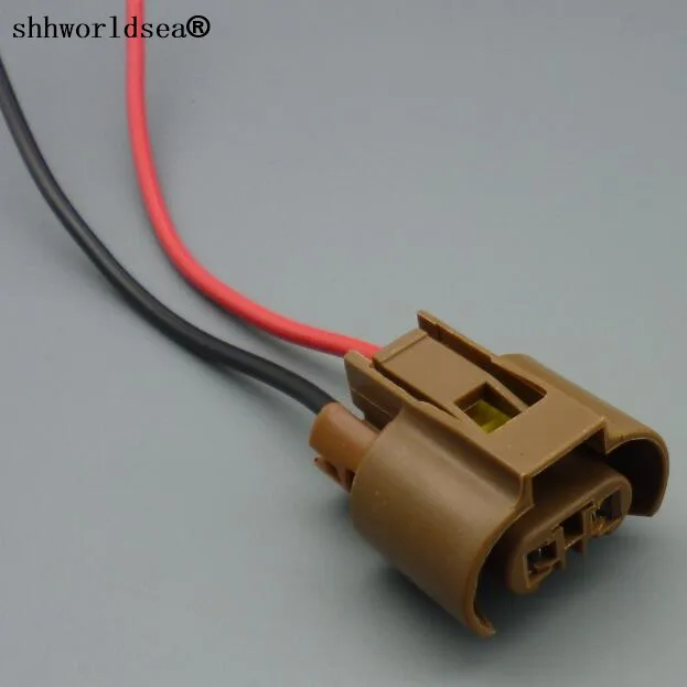 Shhworldsea for Toyota corolla 9006 2 pin short-light plug suitable for VW golf 6 fog lamp wire harness connector 7283-1927-30
Shhworldsea for Toyota corolla 9006 2 pin short-light plug suitable for VW golf 6 fog lamp wire harness connector 7283-1927-30