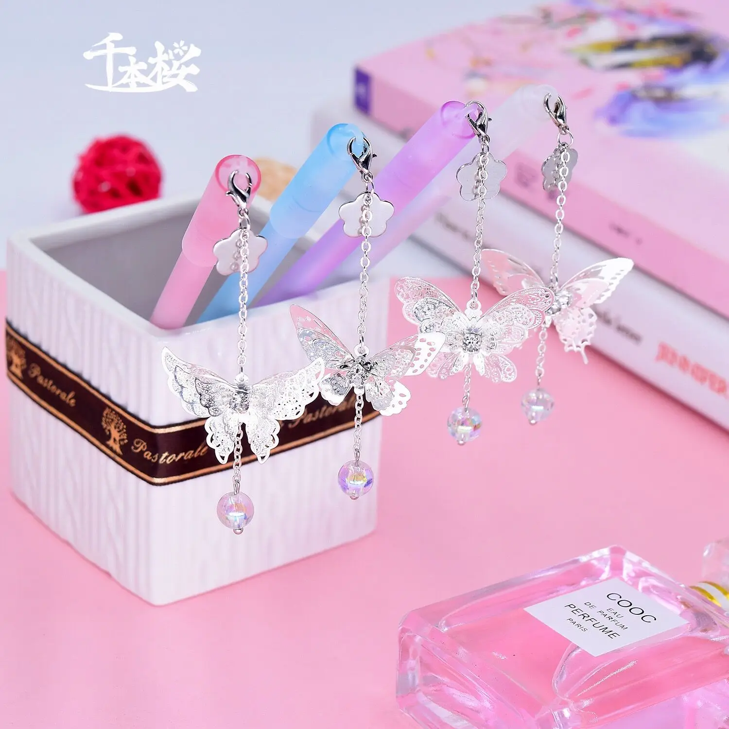 36pcs Creative Stationery Student Pen Wind Chime Pendant Gel Pen FullNeedle Black Ink Pen School Supplies Office Supplies 0.5mm
36pcs Creative Stationery Student Pen Wind Chime Pendant Gel Pen FullNeedle Black Ink Pen School Supplies Office Supplies 0.5mm