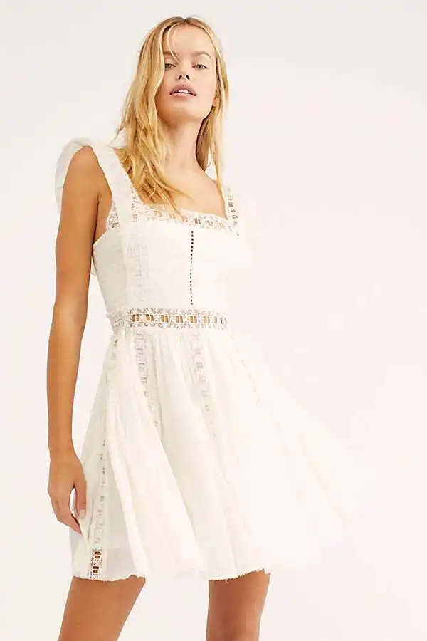 Summer New Women's Lace Dress New Style Square Collar Sweet Dress Hollow Out Embroidery White Boho Dress Holiday Backless Robes
Summer New Women's Lace Dress New Style Square Collar Sweet Dress Hollow Out Embroidery White Boho Dress Holiday Backless Robes