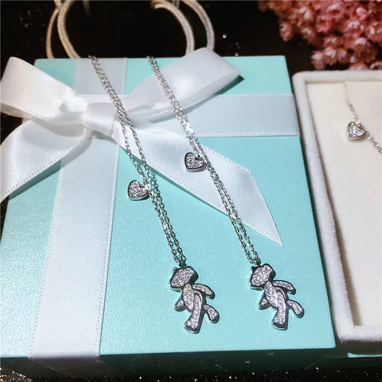 Super Sparkling Lovely Walking Zircon Bear Pendant Necklace Pure 925 Sterling Silver Women Heart Decorative Collar Necklace
Super Sparkling Lovely Walking Zircon Bear Pendant Necklace Pure 925 Sterling Silver Women Heart Decorative Collar Necklace