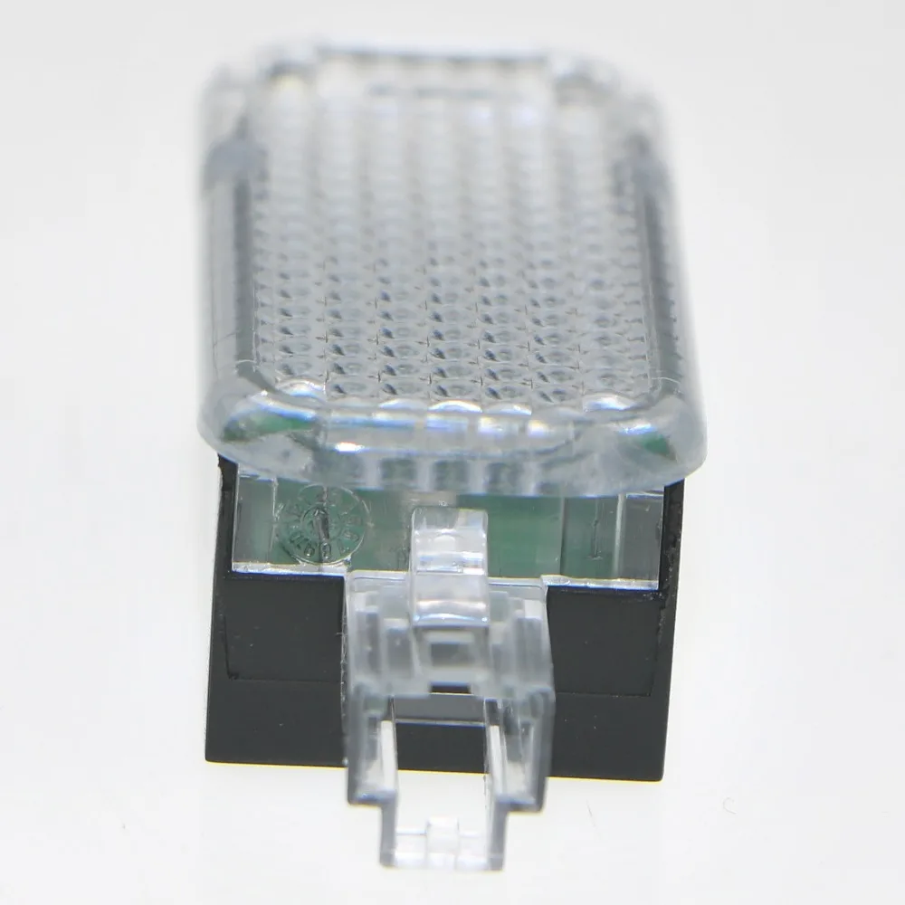 2 set 12V Interior LED Footwell Lights Cable For VW Golf Jetta MK5 MK6 Passat B6 Seat Leon Toledo Altea A5 A6 A7 A8 3AD 947 409
2 set 12V Interior LED Footwell Lights Cable For VW Golf Jetta MK5 MK6 Passat B6 Seat Leon Toledo Altea A5 A6 A7 A8 3AD 947 409