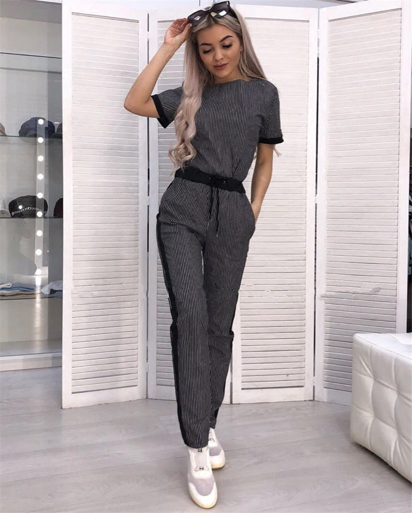 2020 Promotion Cotton Polyester New Summer Women Fashion Suits Stripe Hit Color Short-sleeved Shirt + Trousers Two-piece Female
2020 Promotion Cotton Polyester New Summer Women Fashion Suits Stripe Hit Color Short-sleeved Shirt + Trousers Two-piece Female