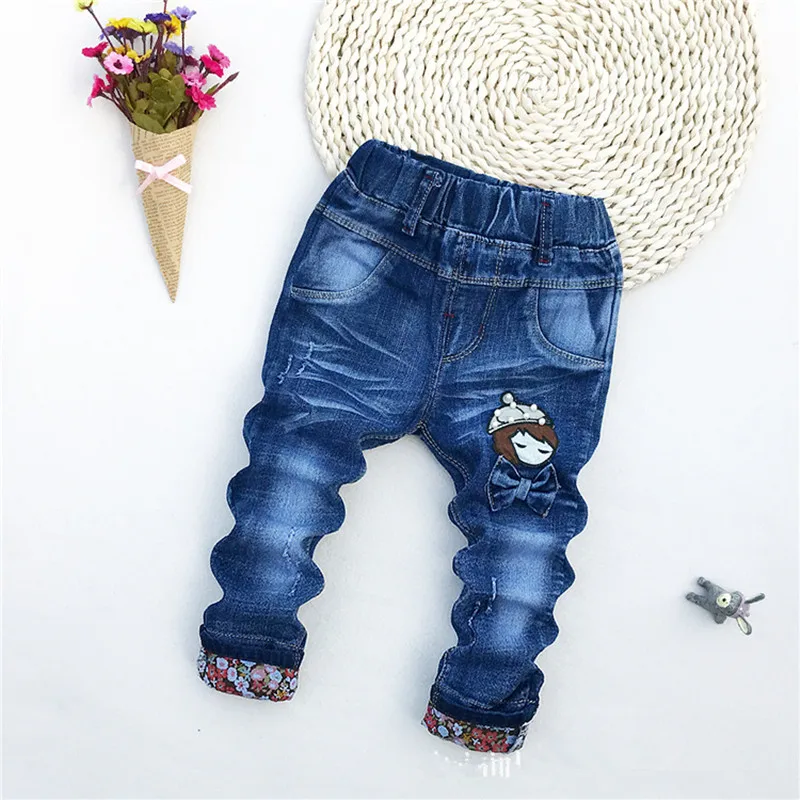 New baby girls jeans children cartoon kitty rabbit trousers kid casual cotton pants retail 1-5 years old free shipping
New baby girls jeans children cartoon kitty rabbit trousers kid casual cotton pants retail 1-5 years old free shipping