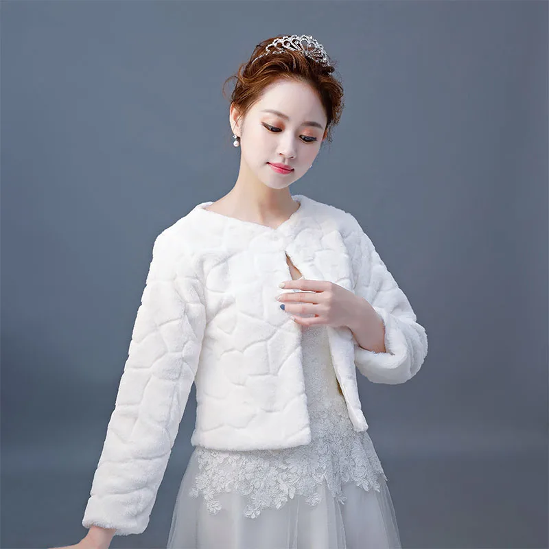 Hot Sale Fur Boleros Wedding Wraps Women Winter 3/4 Length Sleeves Bridal Fur Jacket Warm Fur Bridal Jacket Elegant Evening Coat
Hot Sale Fur Boleros Wedding Wraps Women Winter 3/4 Length Sleeves Bridal Fur Jacket Warm Fur Bridal Jacket Elegant Evening Coat