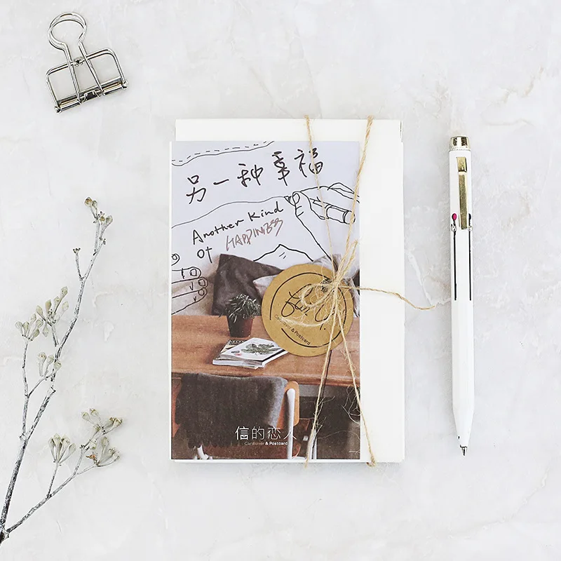 30 Pcs/Set Another kind of Happiness Postcard /Greeting Card/Message Card/Christmas and New Year gifts
30 Pcs/Set Another kind of Happiness Postcard /Greeting Card/Message Card/Christmas and New Year gifts