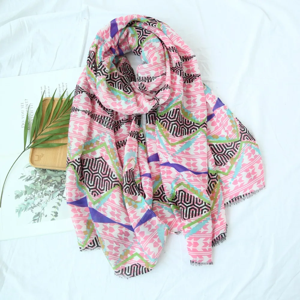 

2018 Hot Sale Arrow Fringe Scarves Shawls Cotton Voile Geometry Print Muslim Fringe Wrap Scarf Hijab Free Shipping