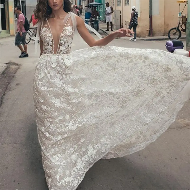 A Line Beach Wedding Dress 2019 Deep V Neck Lace Bridal Gowns Backless Sweep Train Sexy Boho Vestido De Novia
A Line Beach Wedding Dress 2019 Deep V Neck Lace Bridal Gowns Backless Sweep Train Sexy Boho Vestido De Novia