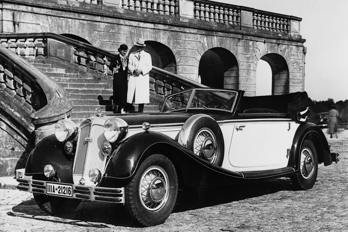 1937 Horch 853 A Sport Cabriolet retro car HC041 fabric poster print for wall decor room decor home decoration (frame available)
1937 Horch 853 A Sport Cabriolet retro car HC041 fabric poster print for wall decor room decor home decoration (frame available)