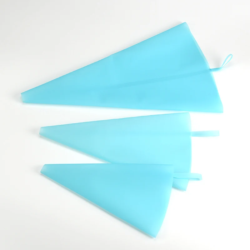 Silicone reusable icing piping bag Forms Confectionery Tools Bag Cream Icing Piping bag Cream DIY Cake Decorating Tips Set
Silicone reusable icing piping bag Forms Confectionery Tools Bag Cream Icing Piping bag Cream DIY Cake Decorating Tips Set