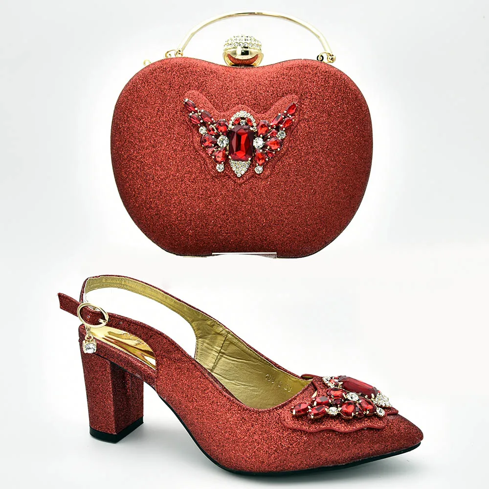 Shoes and Bag Set African Sets Red Color Ladies Matching Shoes and Bag Set Decorated with Appliques African Party Shoes Bag
Shoes and Bag Set African Sets Red Color Ladies Matching Shoes and Bag Set Decorated with Appliques African Party Shoes Bag