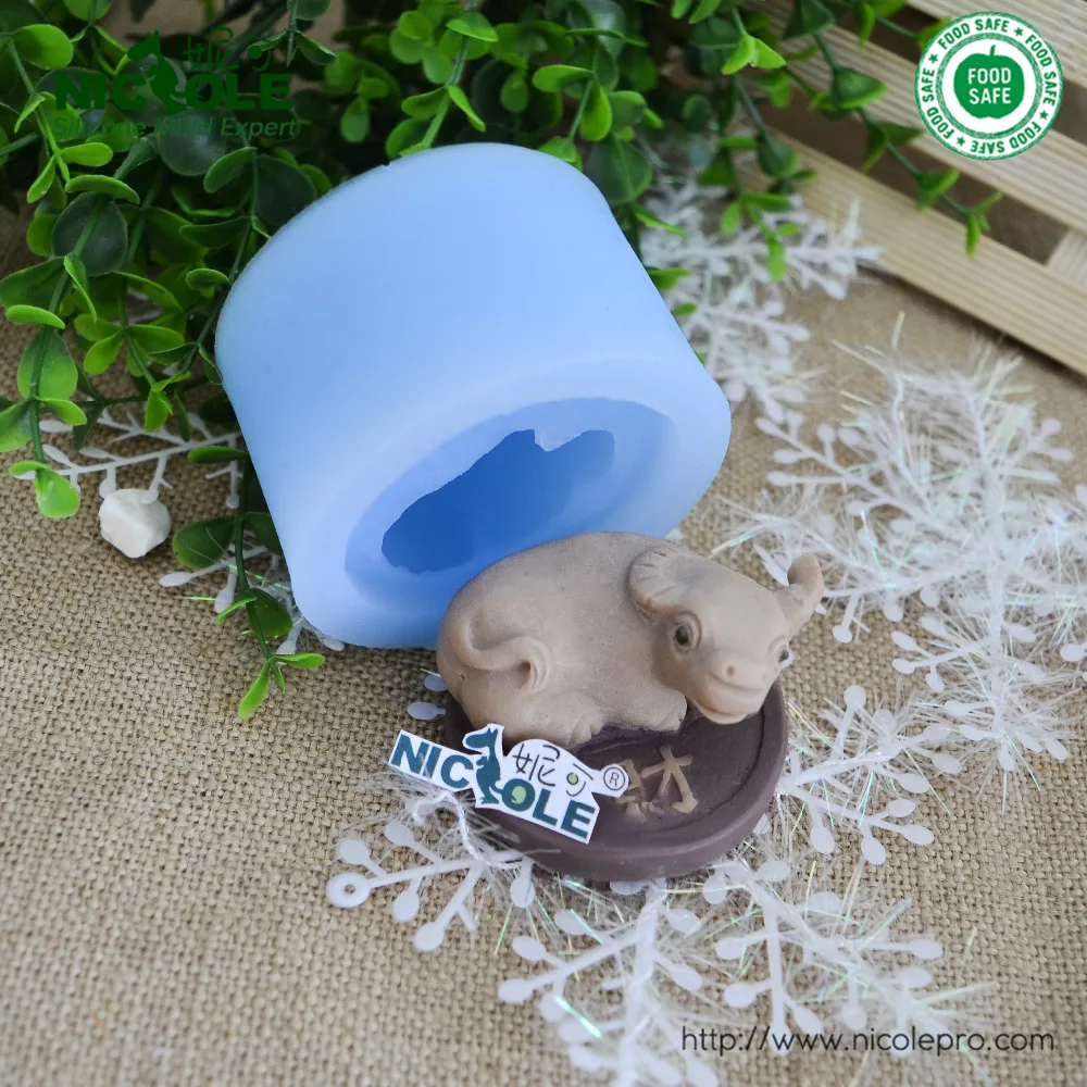 Zodiac cow modelling silicon soap mold Cake birthday decorating Handmade chocolate mould
Zodiac cow modelling silicon soap mold Cake birthday decorating Handmade chocolate mould