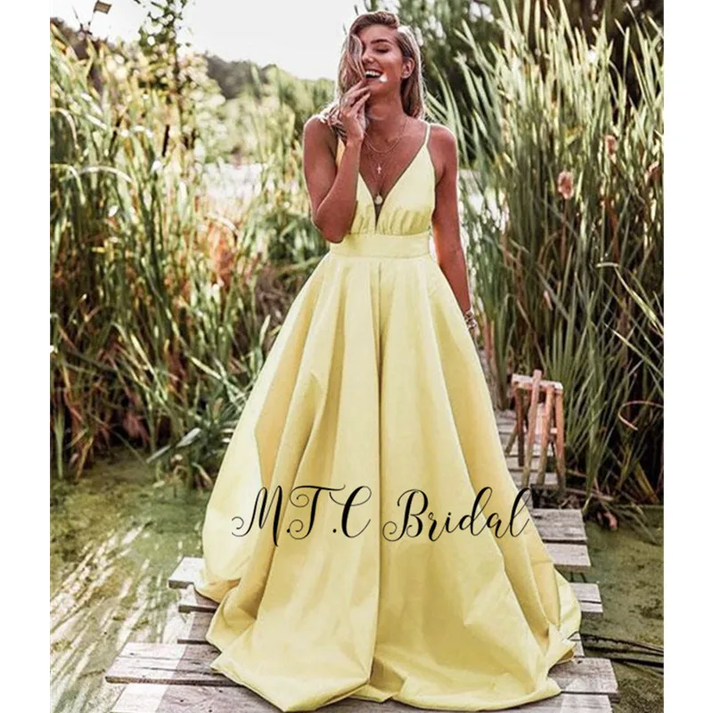 Yellow Long Satin Prom Dresses Spaghetti Strap V Neck A Line Elegant Formal Evening Gowns Cheap 2019 Robe De Soiree Custom Made
Yellow Long Satin Prom Dresses Spaghetti Strap V Neck A Line Elegant Formal Evening Gowns Cheap 2019 Robe De Soiree Custom Made