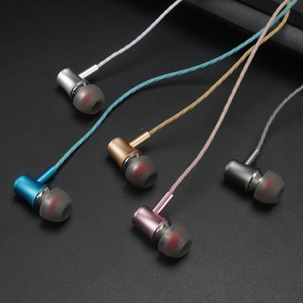 100pcs In-ear 3.5mm Wired Earphone metal Subwoofer Earphones Smartphone Headset With Mic for Android iPh Universal
100pcs In-ear 3.5mm Wired Earphone metal Subwoofer Earphones Smartphone Headset With Mic for Android iPh Universal