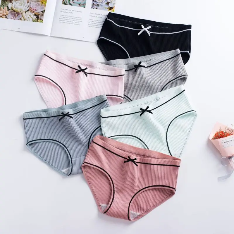 5 Pieces Per Pack Threaded Cotton Mid-rise Large Size Briefs Cotton Ladies Underwear
5 Pieces Per Pack Threaded Cotton Mid-rise Large Size Briefs Cotton Ladies Underwear