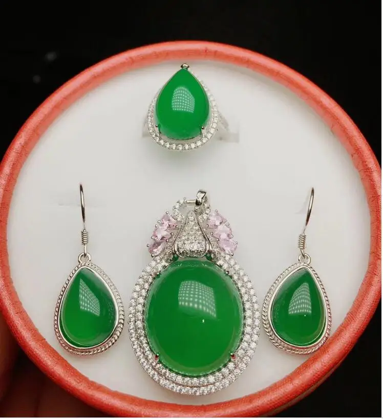 Fine jewelryFine 925 Mosaic Natural green Chalcedony Pendant Ring Earrings Jewelry Suit free shipping with box
Fine jewelryFine 925 Mosaic Natural green Chalcedony Pendant Ring Earrings Jewelry Suit free shipping with box