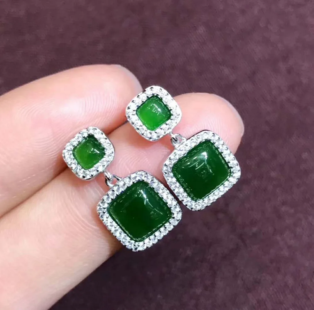 Natural Hetian Jasper 925 Silver Inlaid Jasper Square Jade Original design with inlaid zircon
Natural Hetian Jasper 925 Silver Inlaid Jasper Square Jade Original design with inlaid zircon