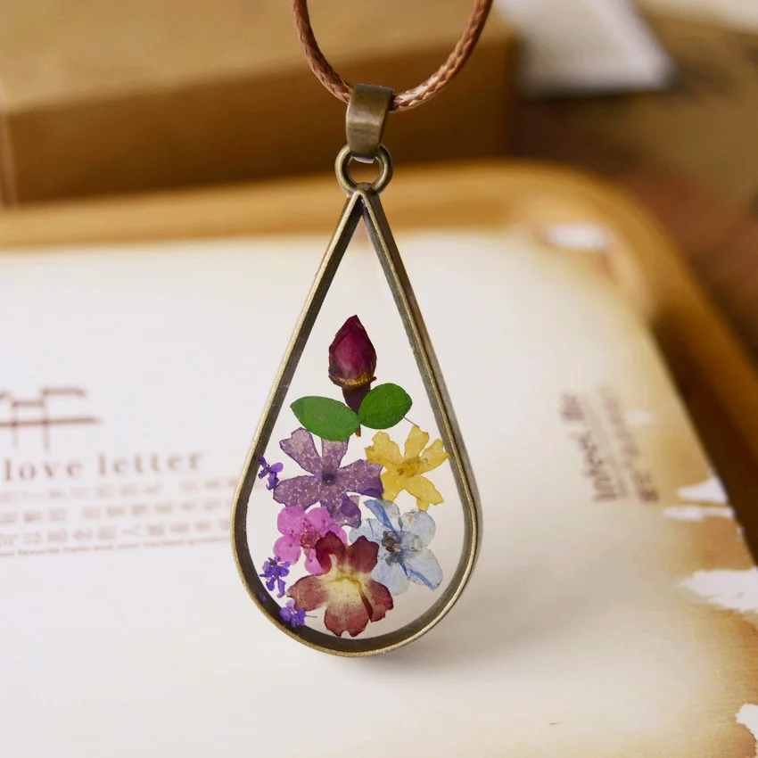 Creative Handmade Vintage Style Natural Dried Flowers Crystal Long Necklaces & Pendants For Women Retro Girl Gift Bronze
Creative Handmade Vintage Style Natural Dried Flowers Crystal Long Necklaces & Pendants For Women Retro Girl Gift Bronze